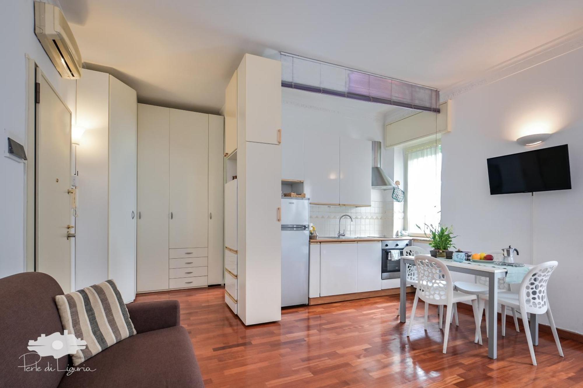 Finestra Sul Mare Apartment Genoa